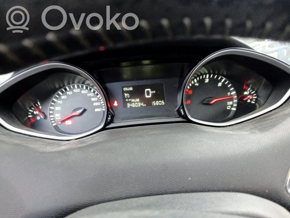 Peugeot 308 Vitezometru (grup de instrumente) 