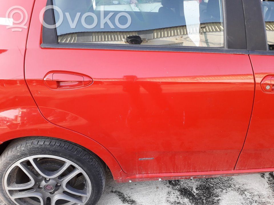 Fiat Grande Punto Puerta trasera 