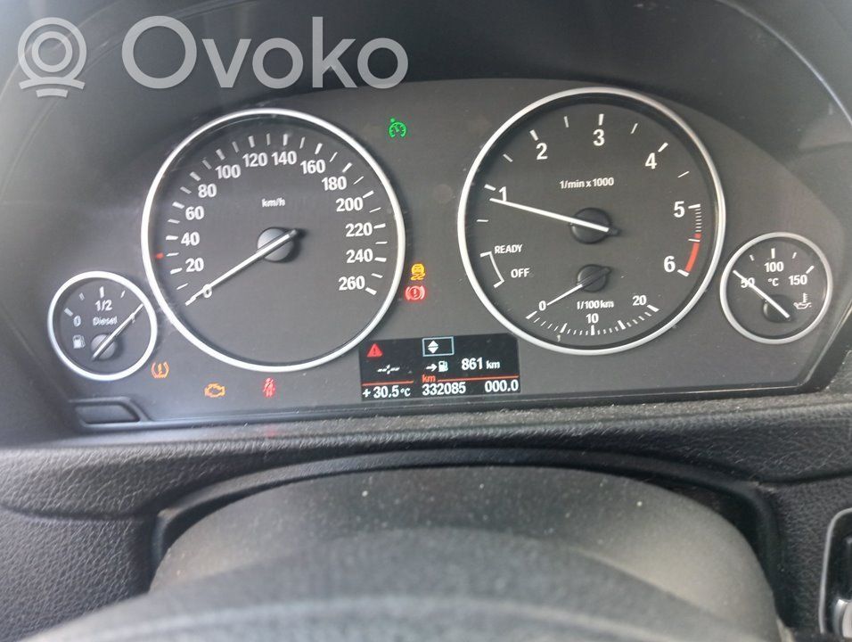 Geschwindigkeitsmesser Cockpit   62109287480