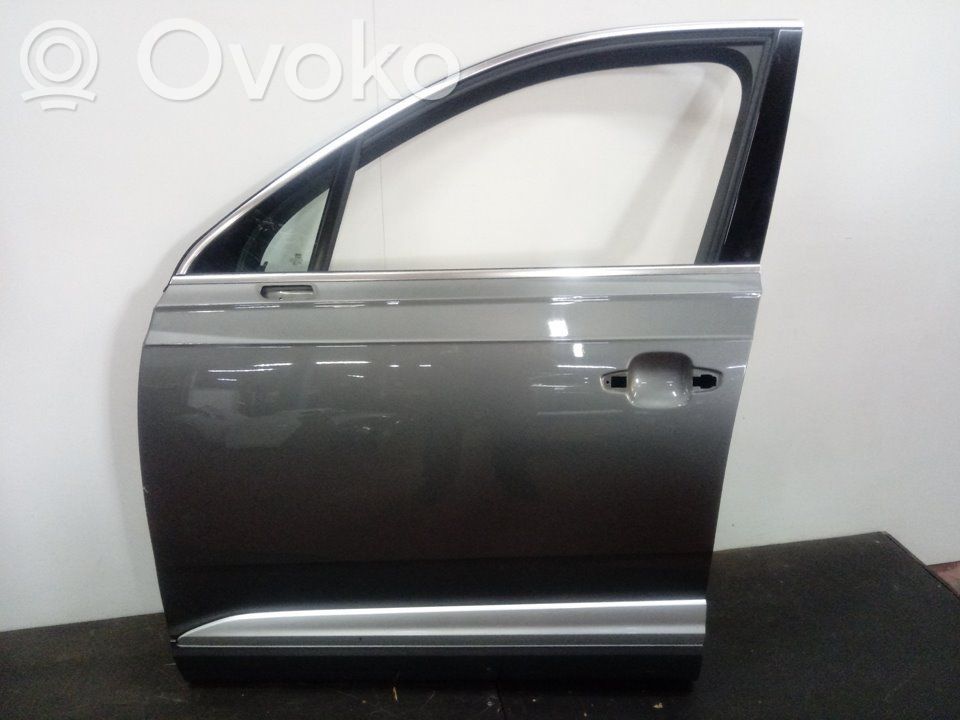 Priekinės durys   4M0831051F