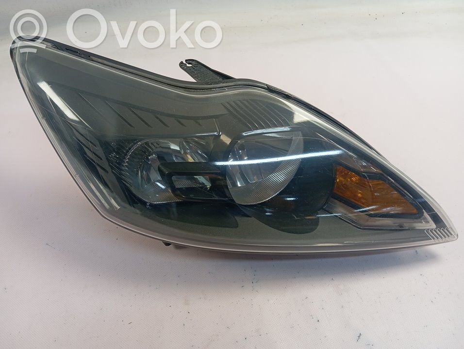 Ford Focus Headlight/headlamp 