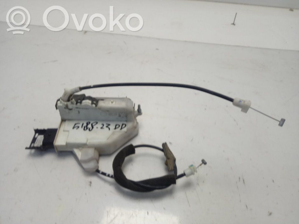 Citroen C3 Priekšpusē slēdzene 
