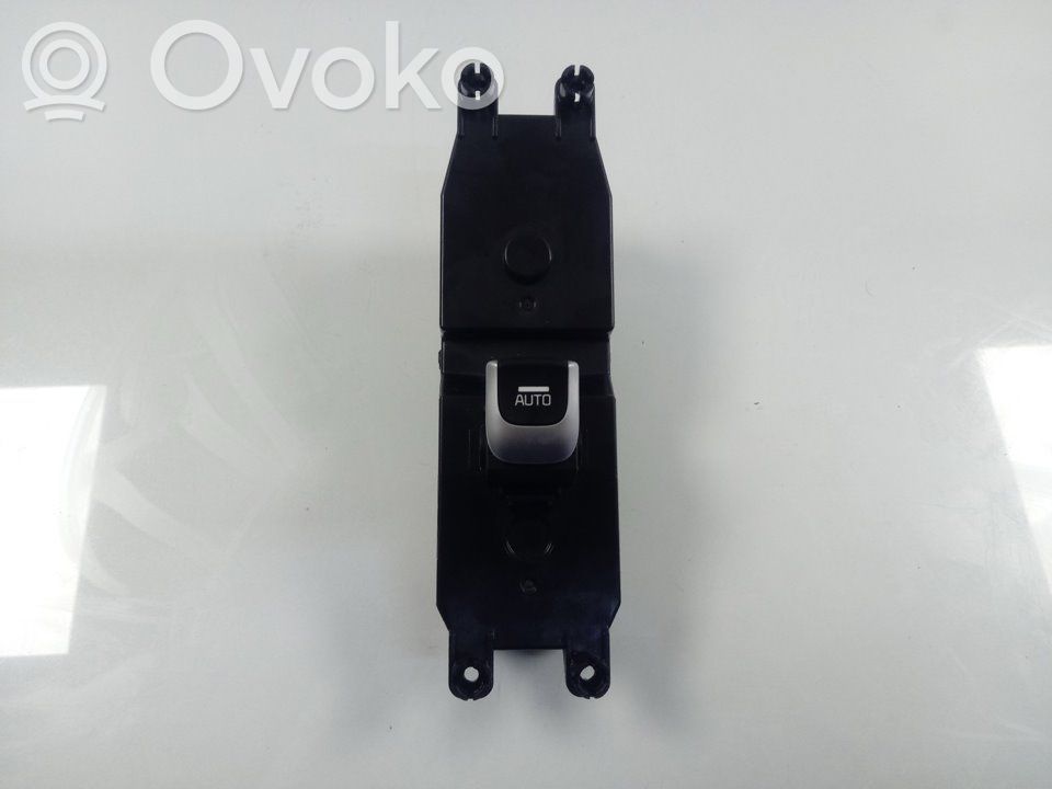 KIA Niro Electric window control switch 