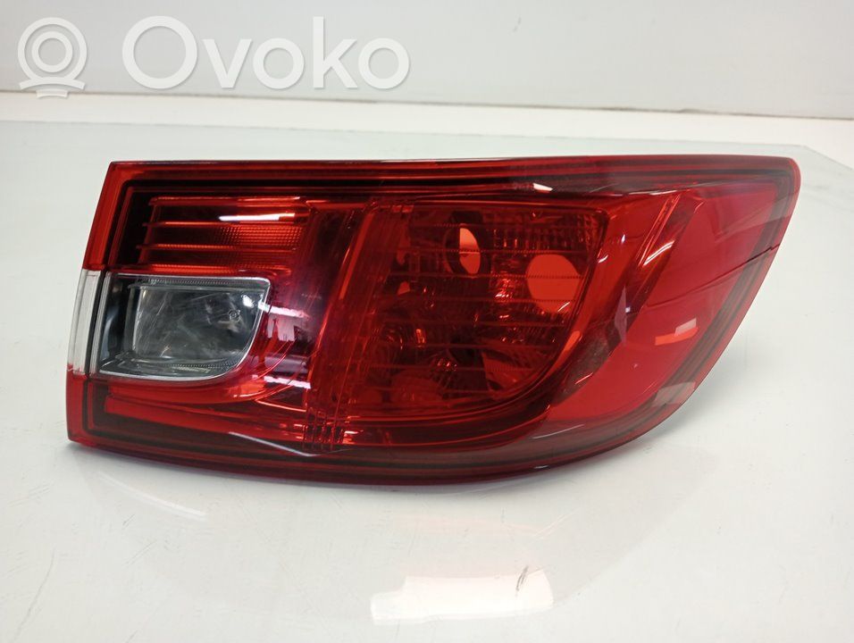 Luz trasera/de freno   265509846R
