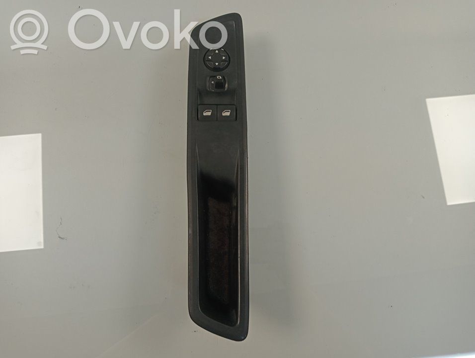 Interruptor del elevalunas eléctrico   96783350ZD