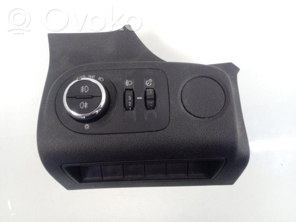 Opel Combo E Panel lighting control switch 