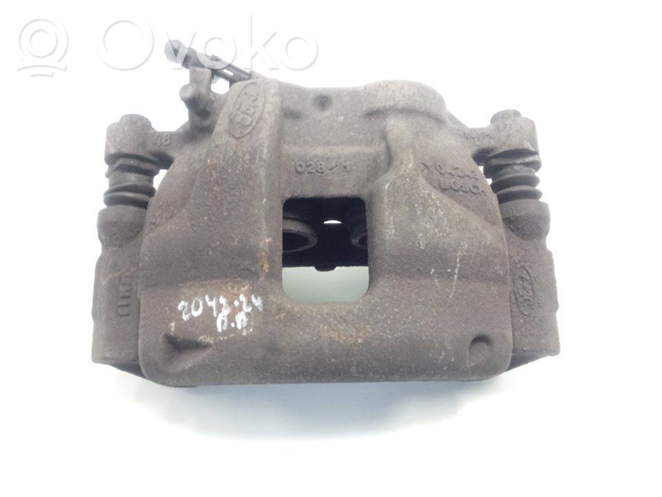 Front brake caliper   Y04243