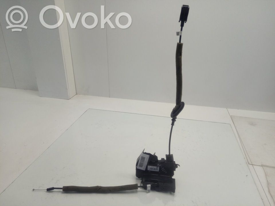 Renault Megane IV Takaoven lukko 