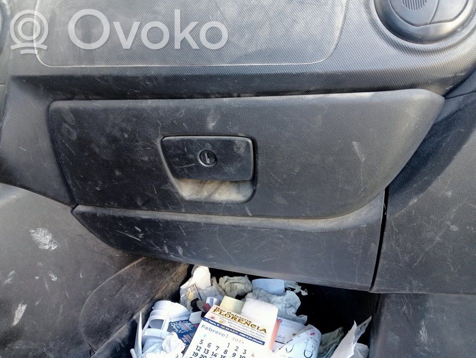 Citroen Nemo Daiktadėžė 