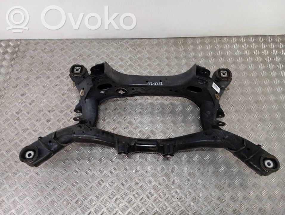 BMW 3 F30 F35 F31 Belka osi tylnej z reduktorem 