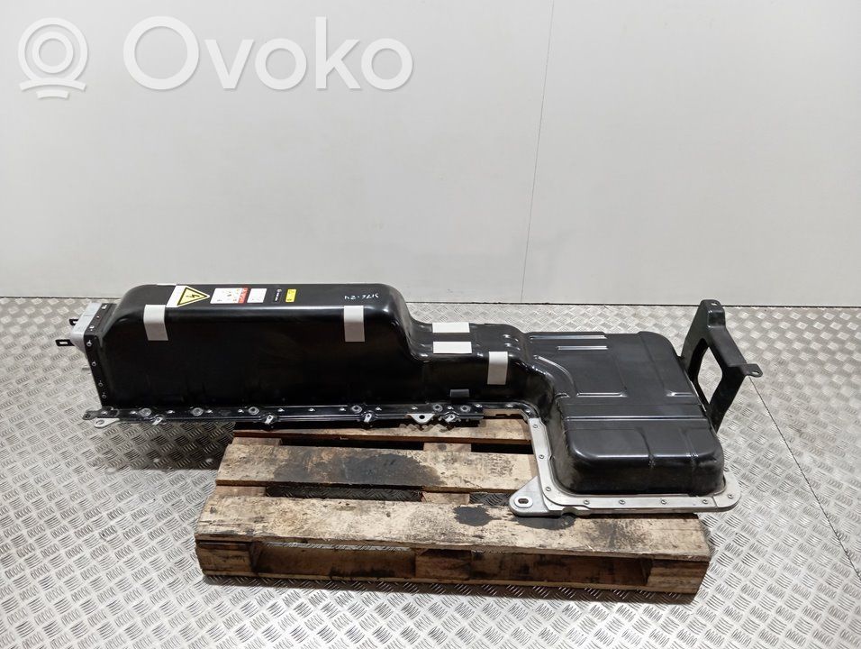 Lynk & co 01 Akumuliatorius 