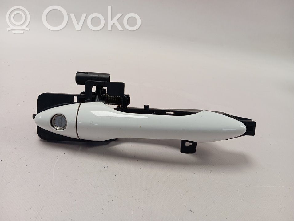Etuoven ulkokahva