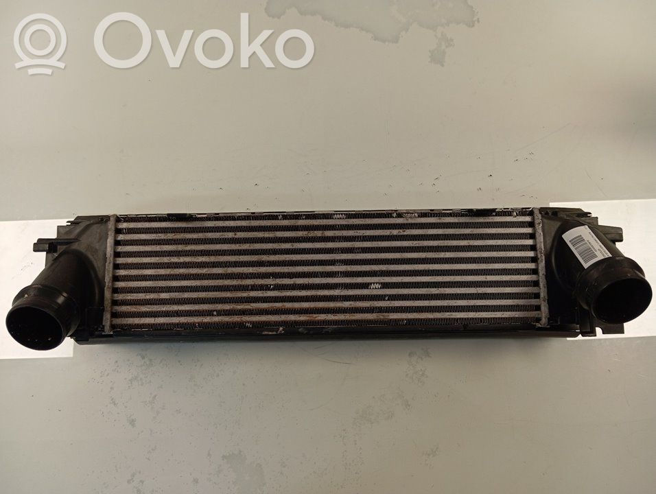 BMW M5 Chłodnica powietrza doładowującego / Intercooler 
