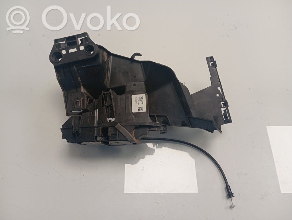 Volvo XC60 Etuoven lukko 