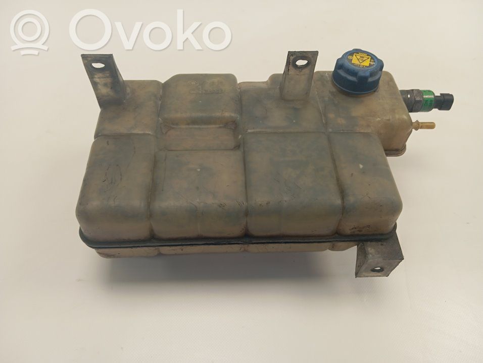 Iveco Daily 6th gen Vaso di espansione carburante 