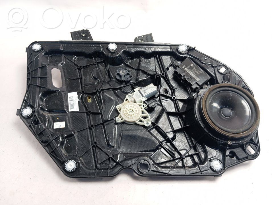 Ford Focus Alzacristalli manuale della portiera anteriore 