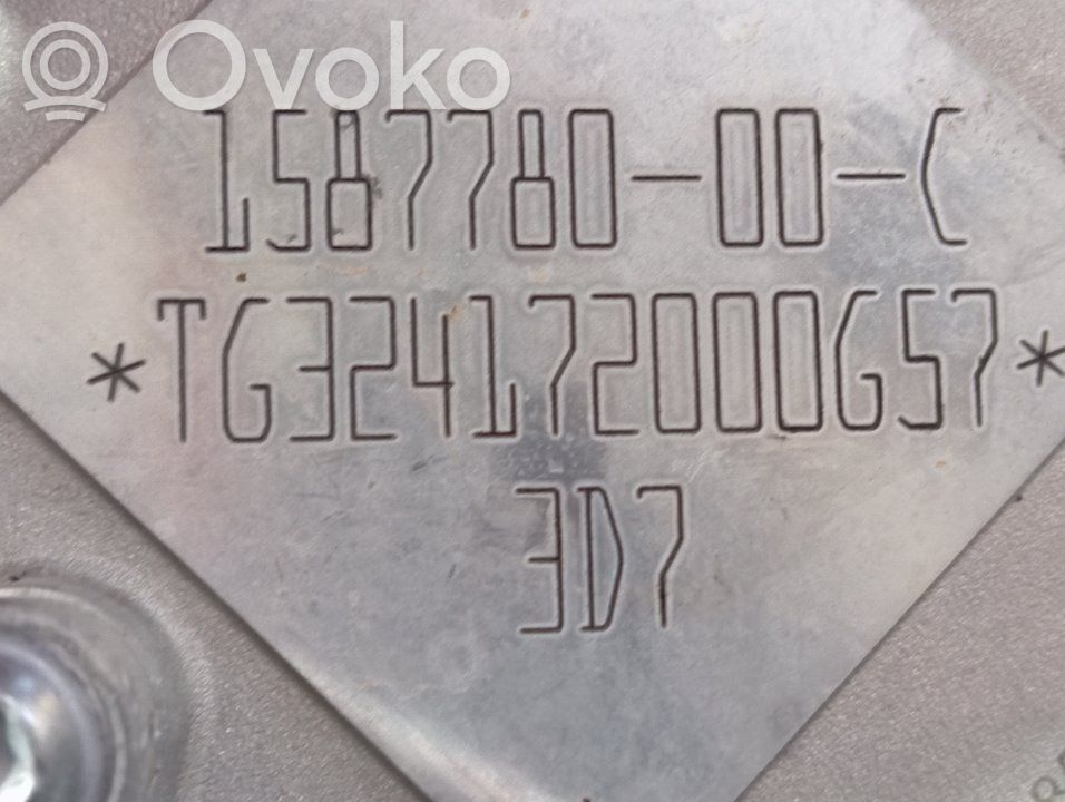 Dzinējs   1587780