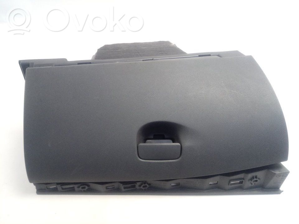 Guantera   681083896R