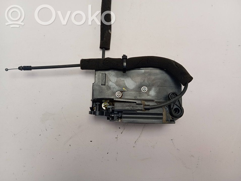 Iveco Daily 6th gen Zamek drzwi przednich 