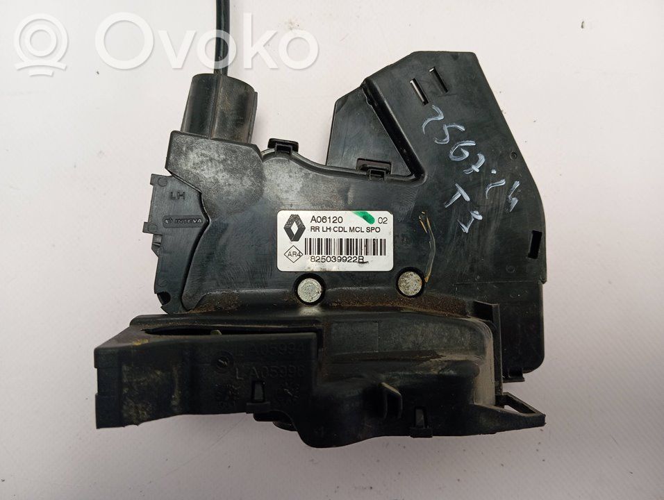 Takaoven lukko   825039922B