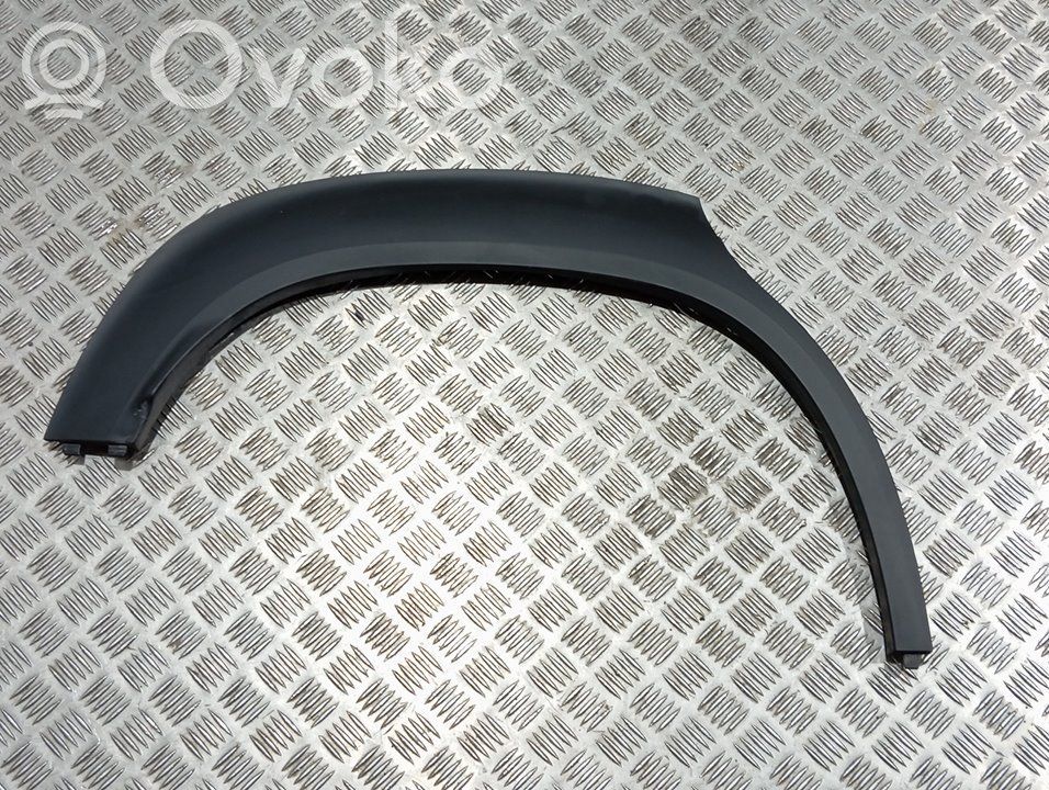 Aleta trasera   YQ000653XT