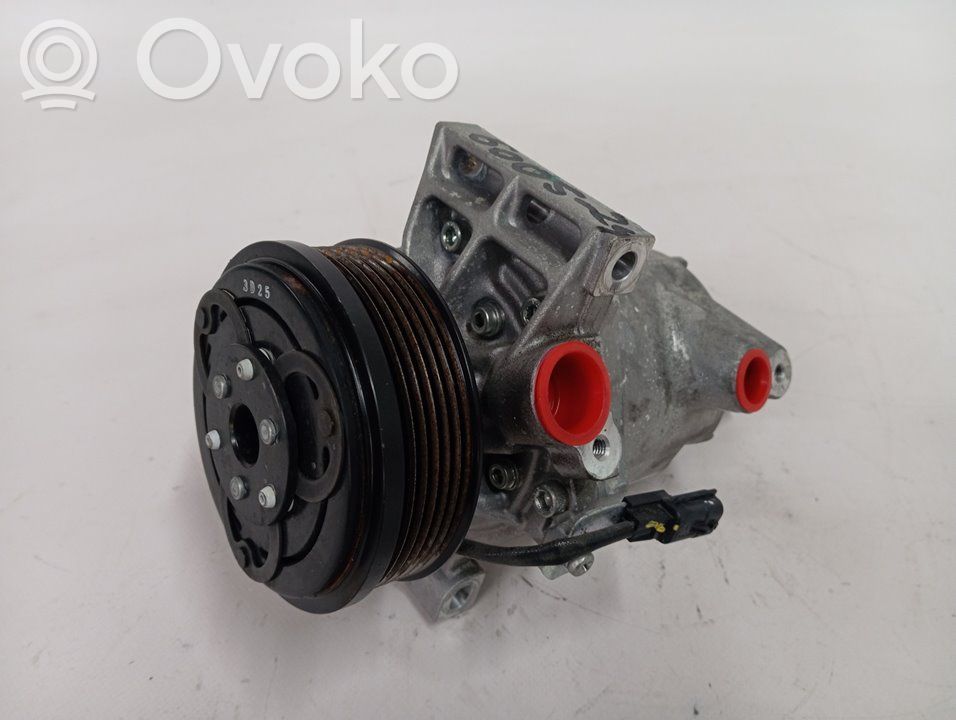 Ilmastointilaitteen kompressorin pumppu (A/C)   926008942R