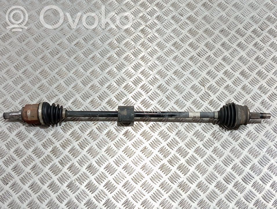Opel Corsa D Etuvetoakseli 
