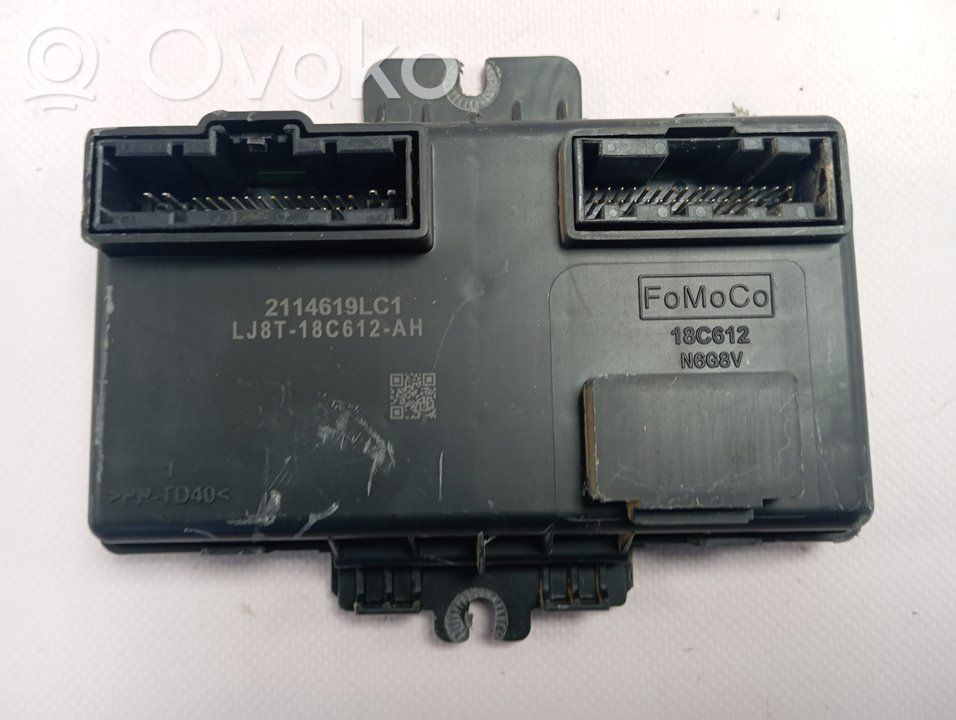 Sterowania klimatyzacji / Ogrzewania   LJ8T18C612AH