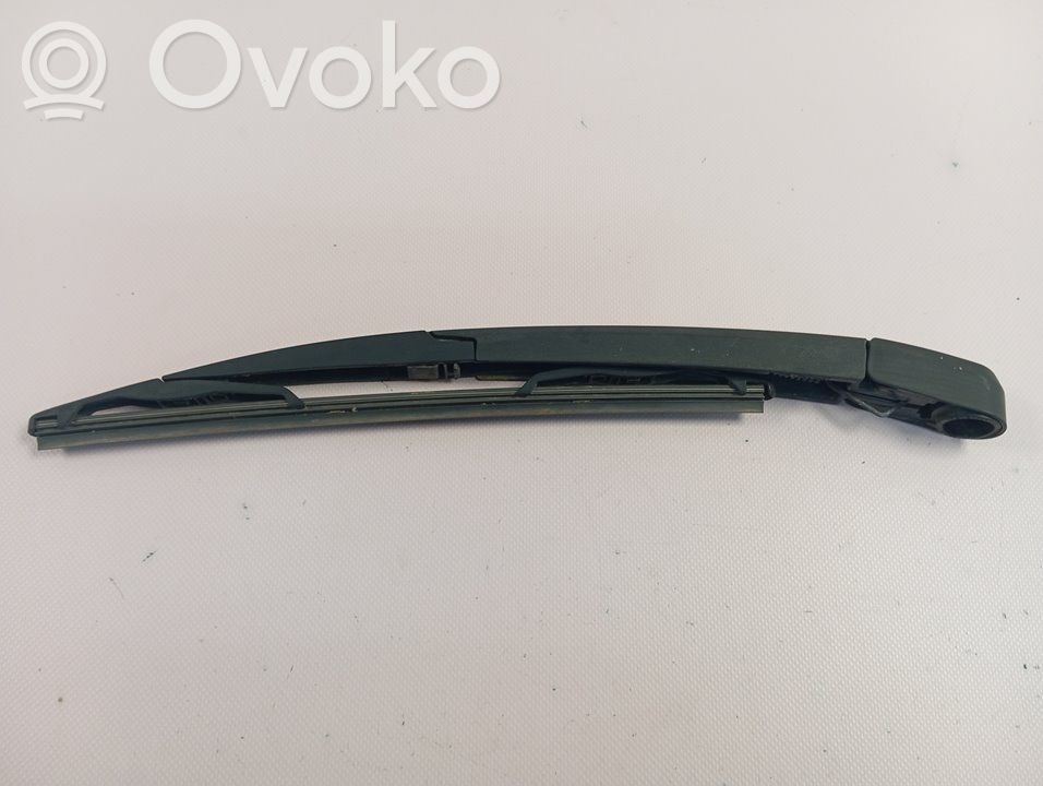 Brazo del limpiaparabrisas trasero
