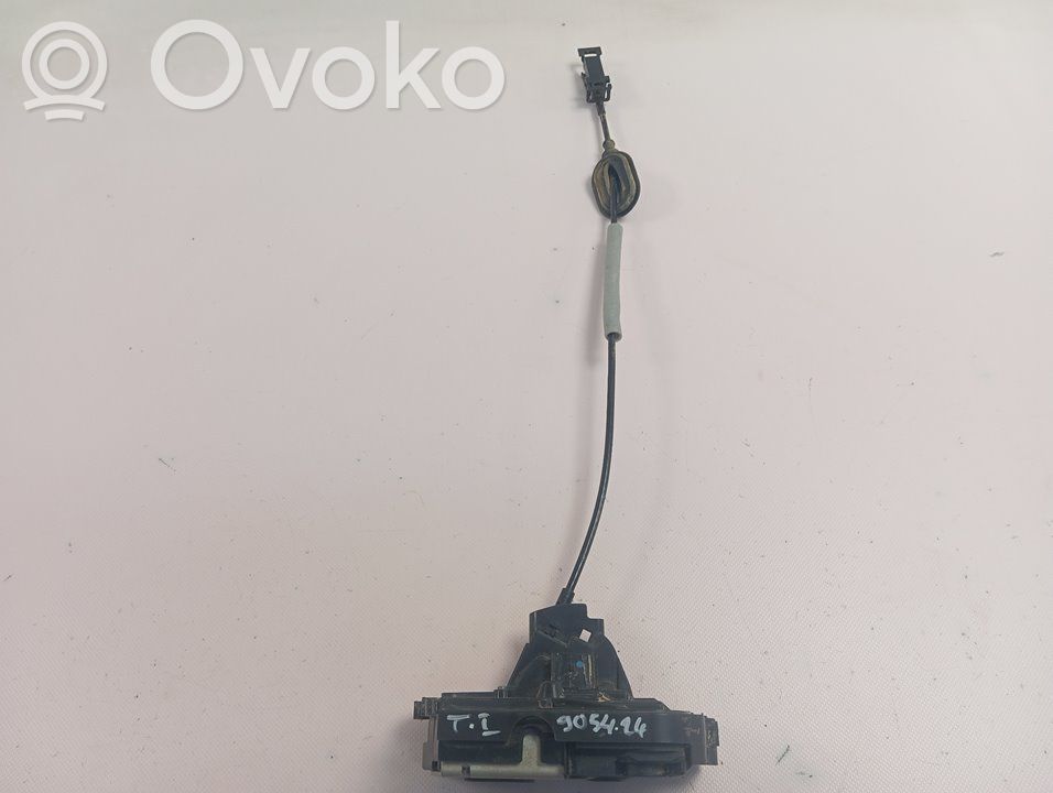 Ford Puma Takaoven lukko 