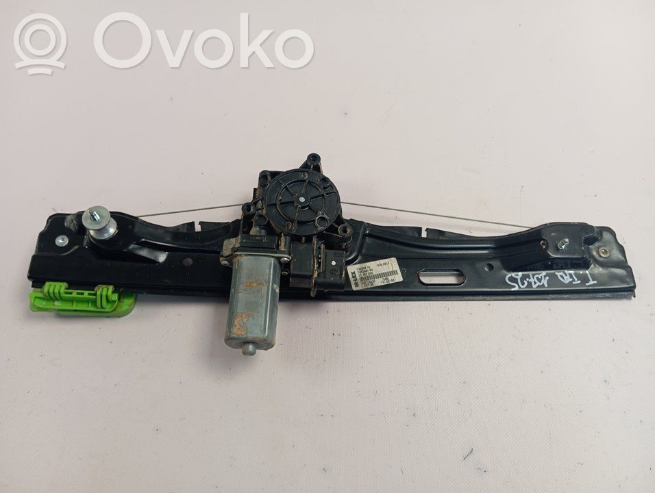 BMW 2 F46 Macara geam spate fără motor