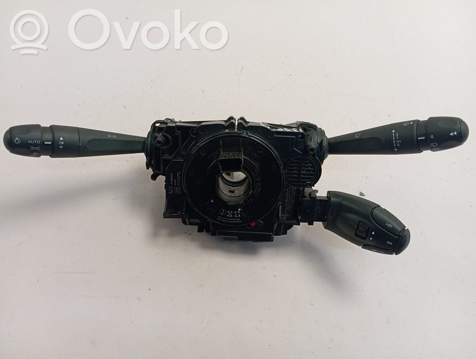 Peugeot Rifter Steering wheel airbag 