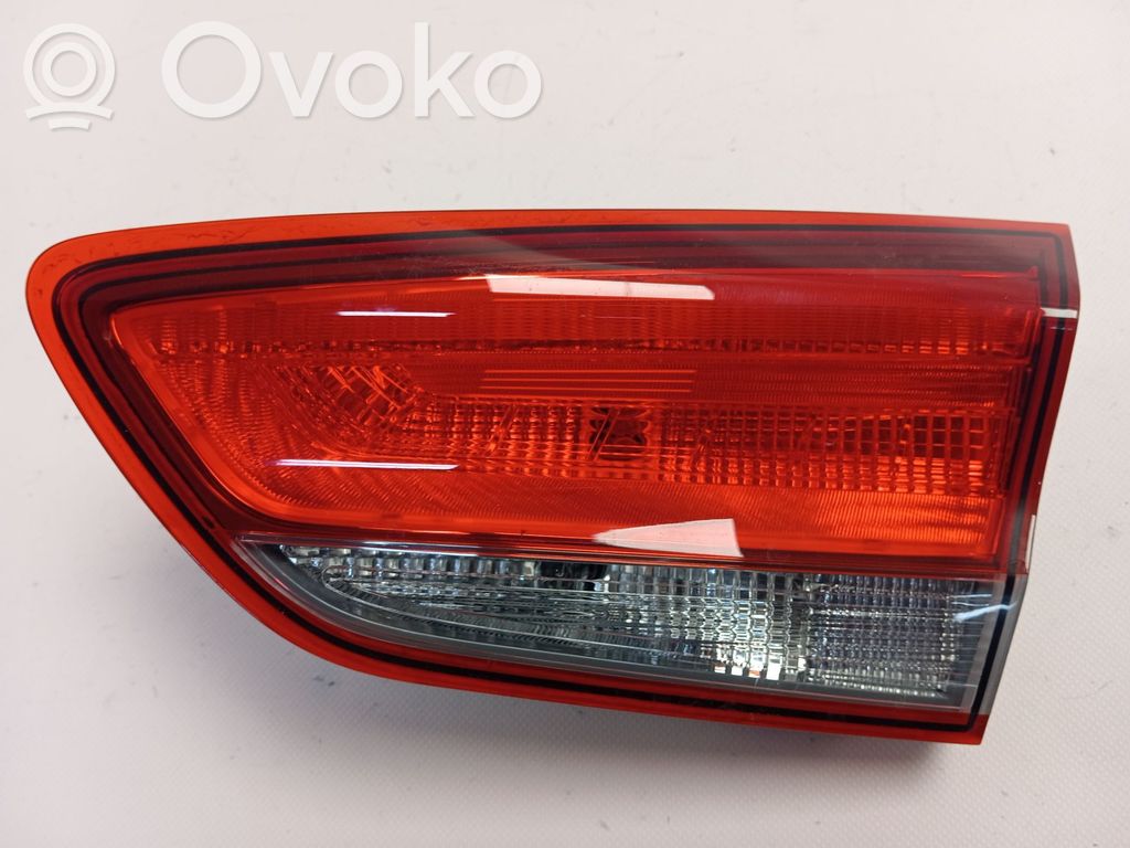 Hyundai i30 Lampă spate în capacul portbagajului