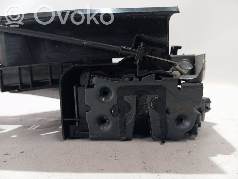 Ford Focus Etuoven lukko 