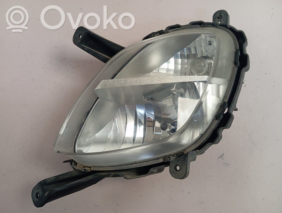 Phare frontale   922011Y1