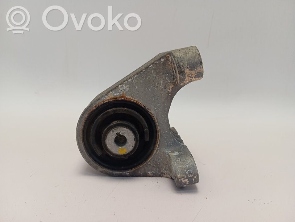 Engine mount bracket   REFBORRADA