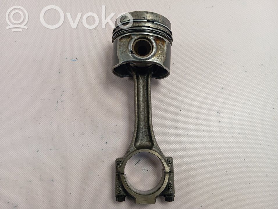 Volkswagen Golf SportWagen Piston 