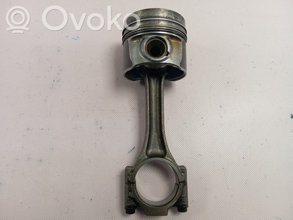 Piston   V200A1045