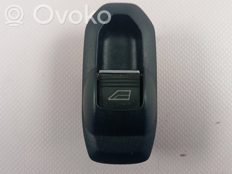 Interruptor del elevalunas eléctrico   1850432