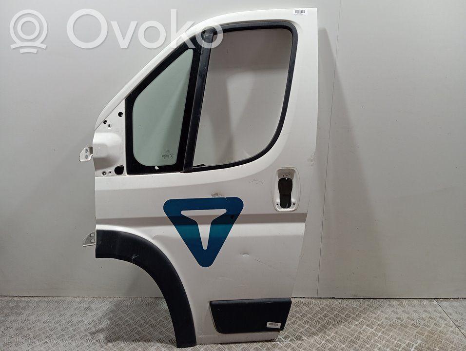 Priekinės durys   9002EK,1682477780