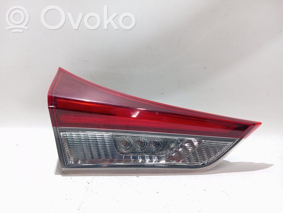 Toyota Auris E180 Takavalot 