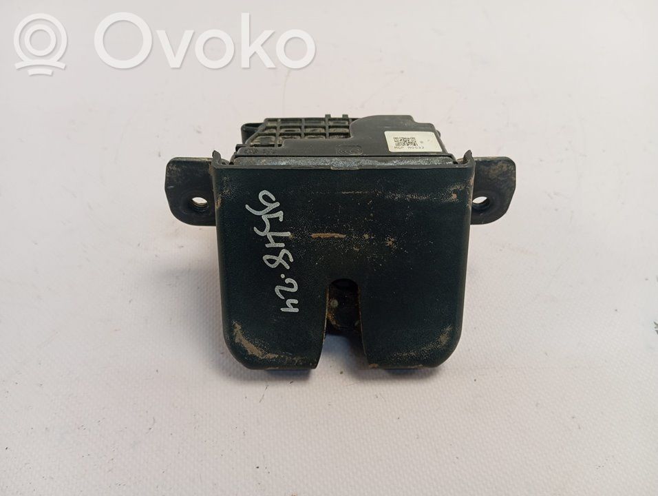 Tailgate lock latch