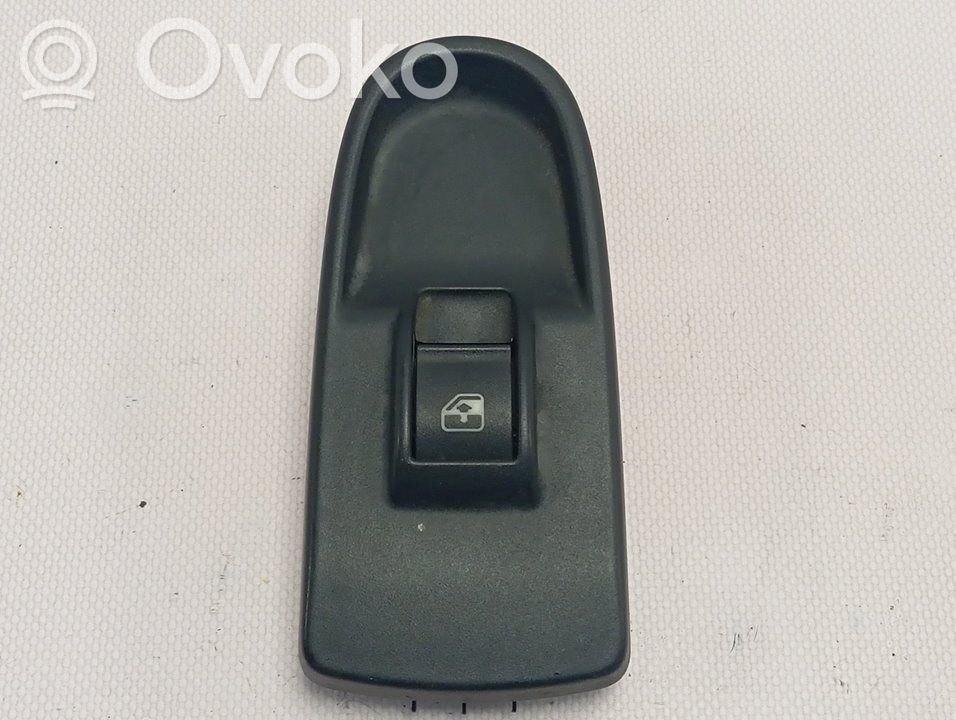 Interruptor del elevalunas eléctrico   5801484225,5801484225