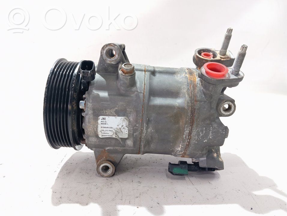 Ford Puma Air conditioning (A/C) compressor (pump) 