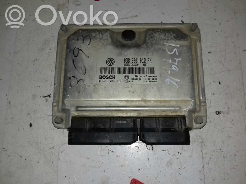 Unidad de control/módulo del motor   038906012FK