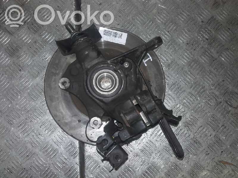 Front wheel hub spindle knuckle