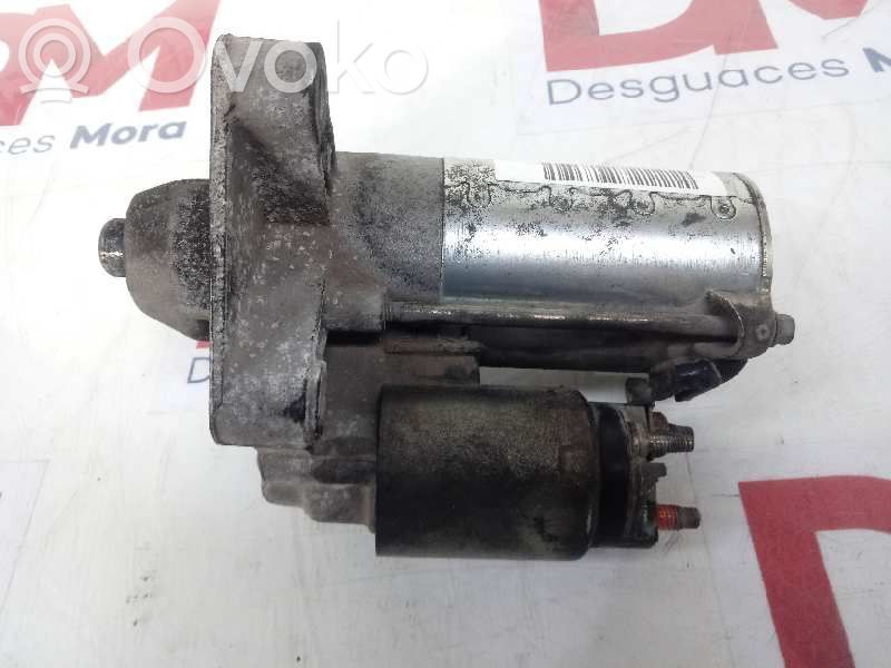 Starteris   30795406