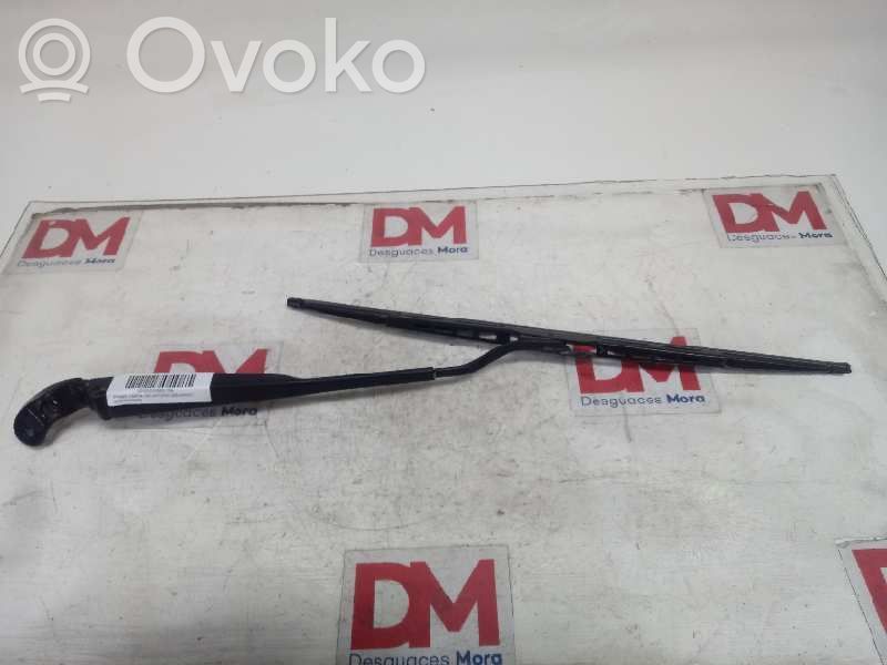 Mini Cooper Hatch Hardtop Front wiper blade arm 