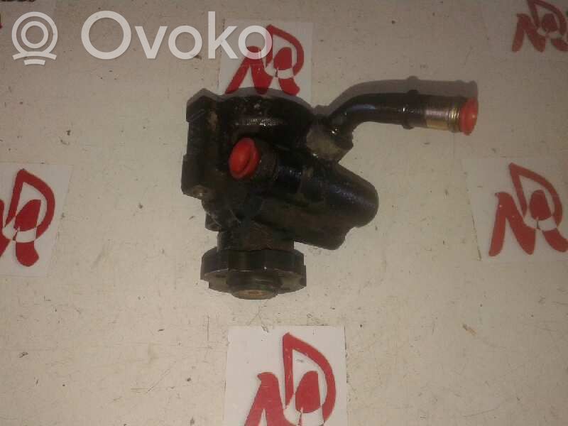 Peugeot Boxer Ohjaustehostimen pumppu 