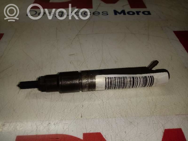 Inyector de combustible   028130202P